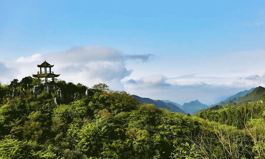 Touching the clouds: A visit to Mount Huaying in Sichuan