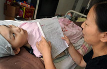 Reading mother and 1,000 days with vegetative daughter