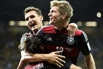 Germany crush Brazil to advance to World Cup final