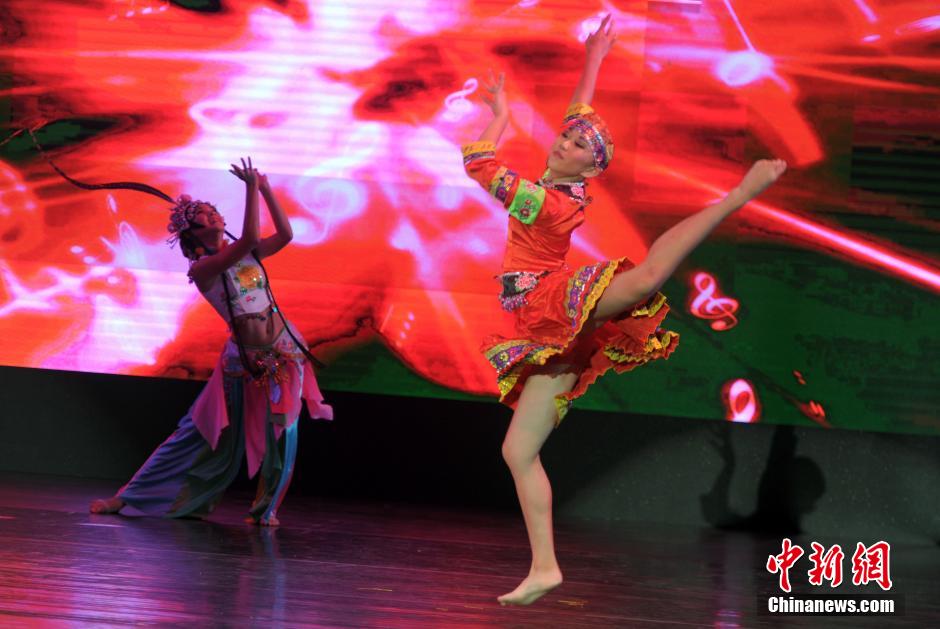 Dance "Splendid China." (Chinanews/Mao Jianjun)