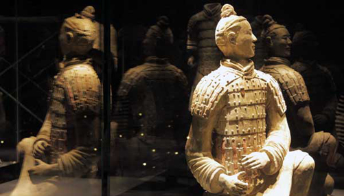 Colorful Qin Terracotta Figures exhibition held in Xi'an