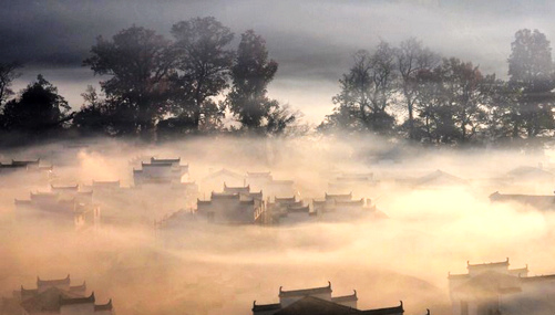 Fascinating Wuyuan in thin fog