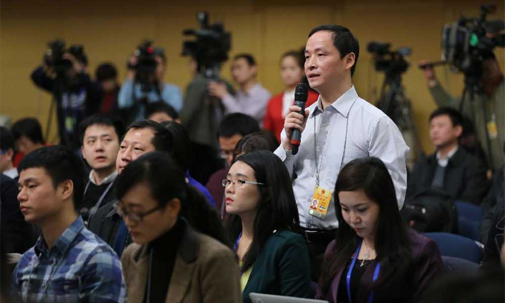 HRSS head gives press conference for 3rd session of 12th NPC