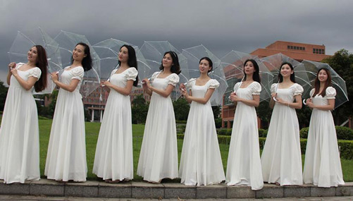 Graduation photos of dance majors in Guangzhou