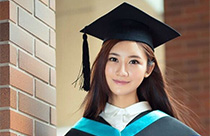 Campus belle in HK goes viral online
