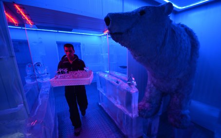 Cocktails served in Ice glasses! - Picture of Icebar Budapest