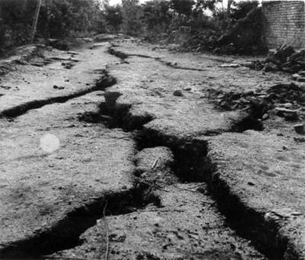 Memory of Tangshan earthquake after 39 years (13) - People's Daily Online