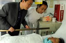 Cadre helps Tibetan villager cure illness through eight years’ efforts