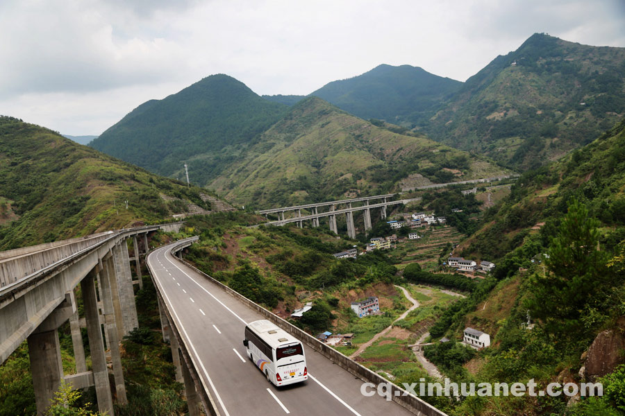 Aerial photos of highways in the 'Mountain City'