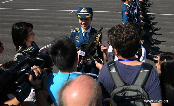 Foreign reporters invited to training base of China's military parade