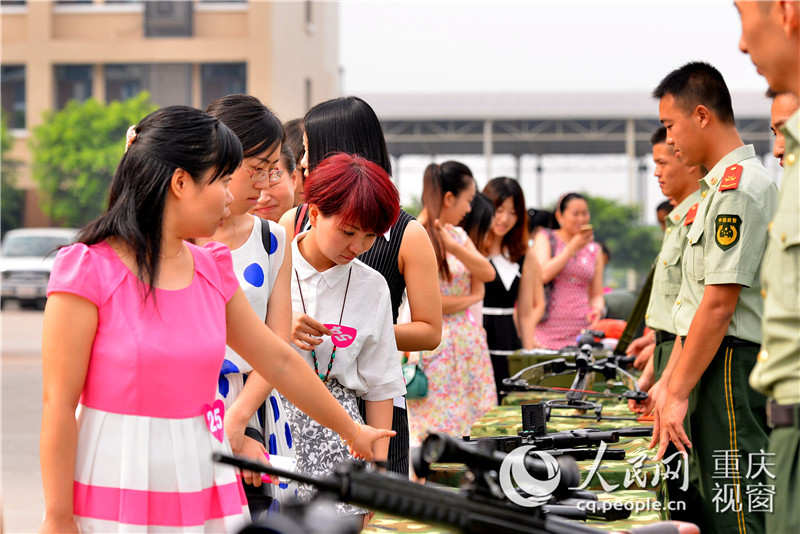 Matchmaking event held for single soldiers