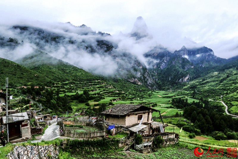 Zhagana, a paradise-like place in Tibet