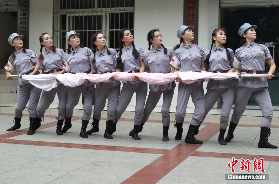 Chongqing dama dance for war anniversary
