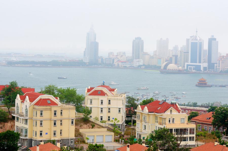 Beautiful sceneries of Badaguan in Qingdao