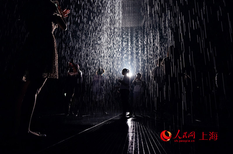 Fantastic Rain Room opens in Shanghai 