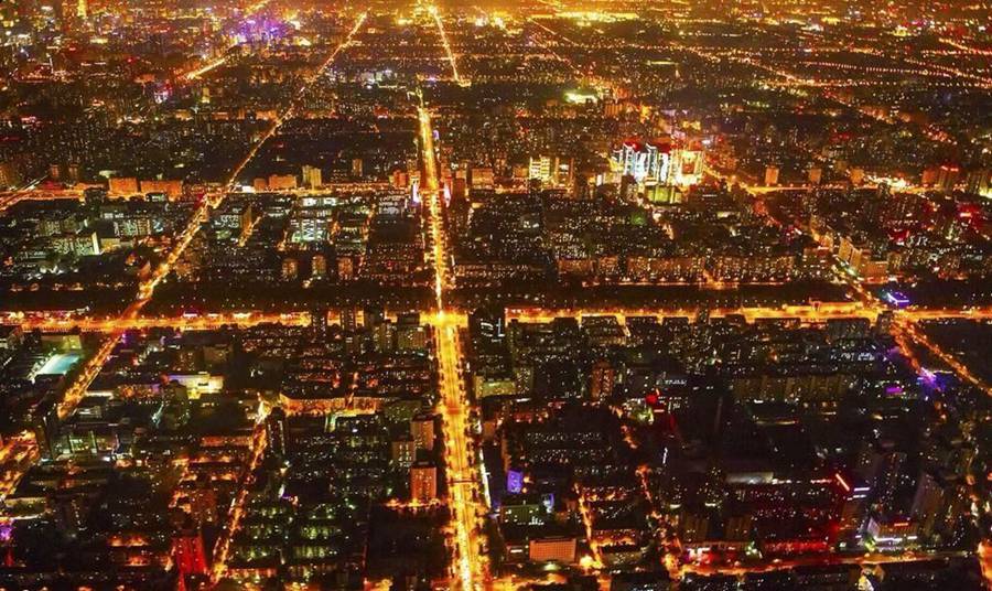 Whole landscape lighting system in Beijing shines up on the eve of the V-Day parade