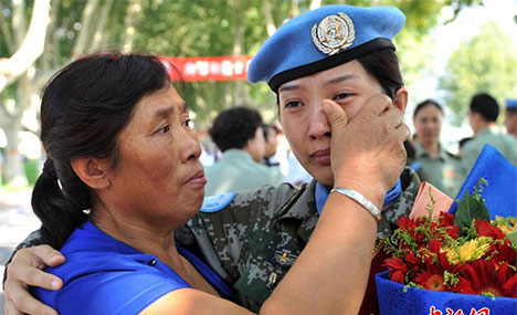 Chinese peacekeepers set off to Liberia