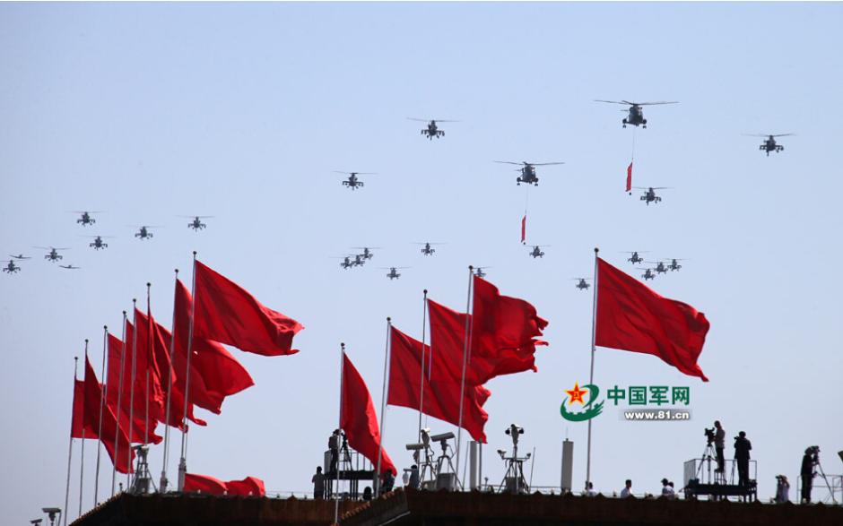 Stunning moments of Chinese air force in V-day parade