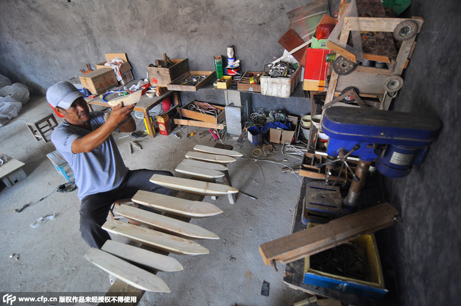 Fisherman makes seven warship models in 10 years