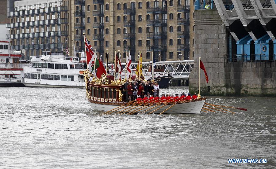 Queen Elizabeth II becomes Britain's longest-reigning monarch