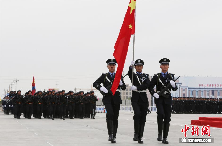 Chinese, Mongolian police hold joint anti-terror drill