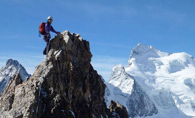 Beautiful rock climbing instructor in Chengdu