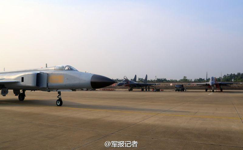 China's air force holds confrontation training: J-11 VS. J-8F