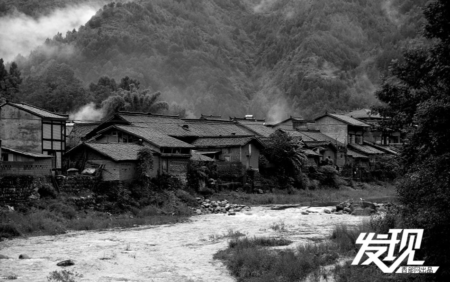 Tranquil Qingmuchuan Ancient Town