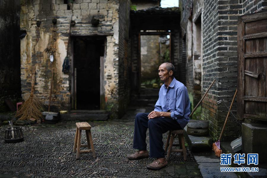 A dying ancient village: Beishui Village