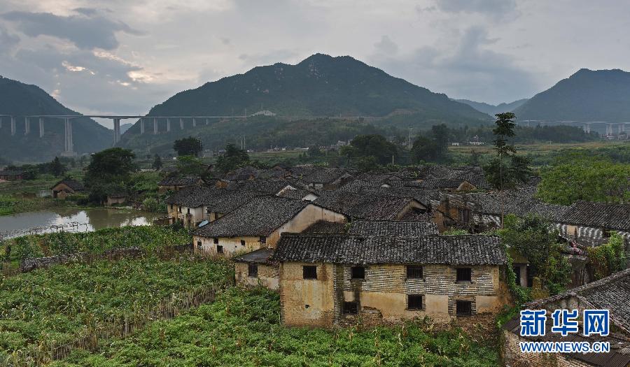 A dying ancient village: Beishui Village