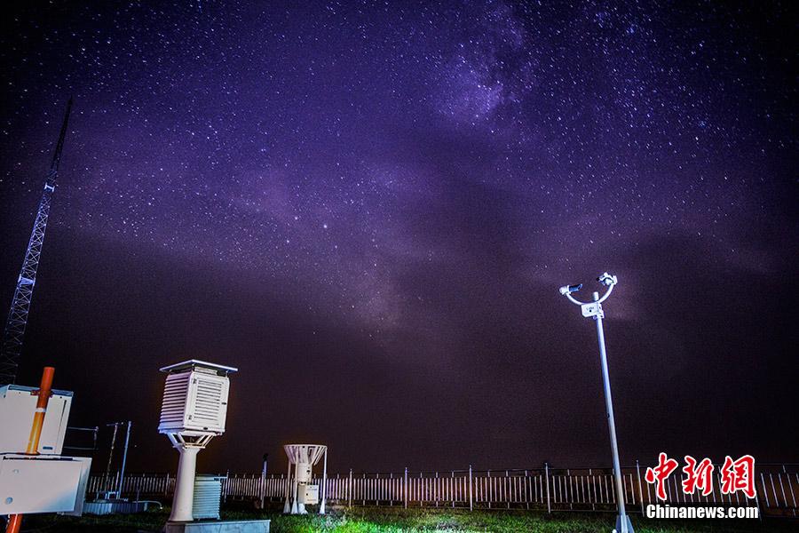 Starry sky at Jiuxianshan Mountain