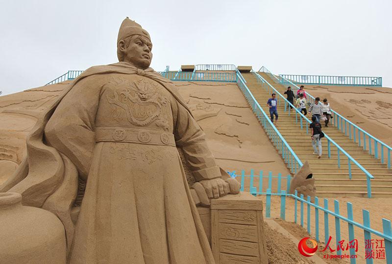 Sand sculptures tell stories about the Silk Road