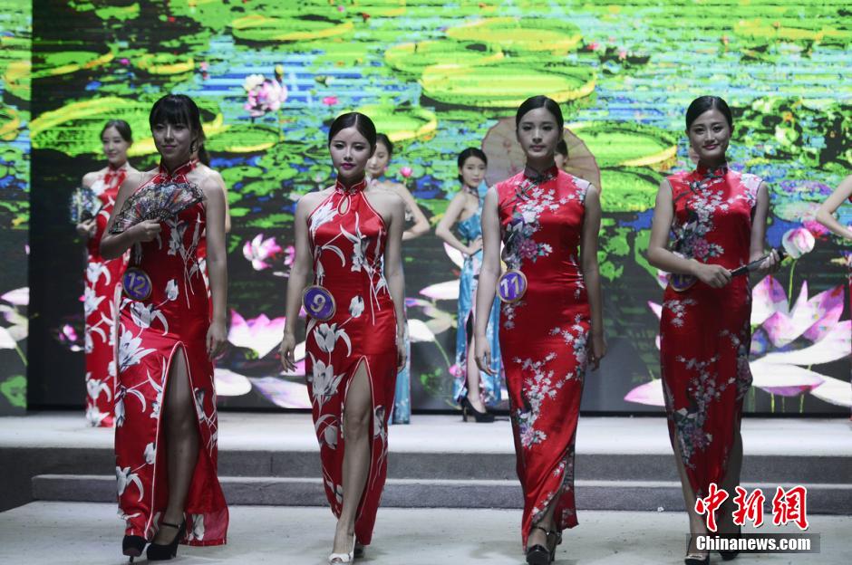 Cheongsam show staged in 2015 Miss Tourism Cultural World Competition