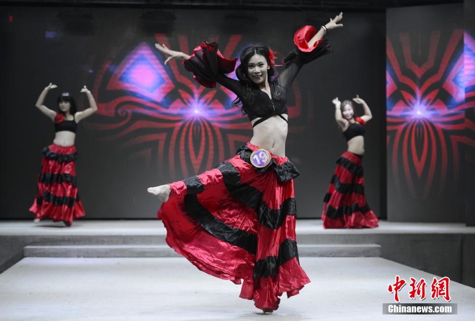 Cheongsam show staged in 2015 Miss Tourism Cultural World Competition