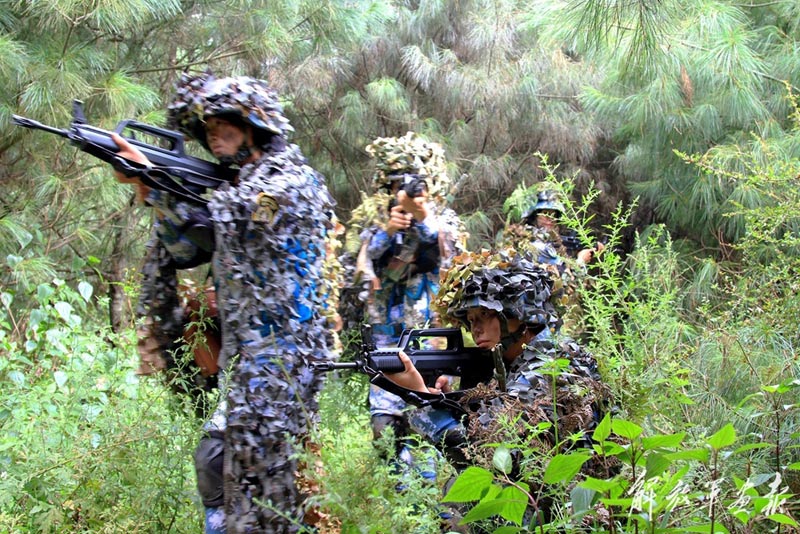 Female PLA marines' camouflage