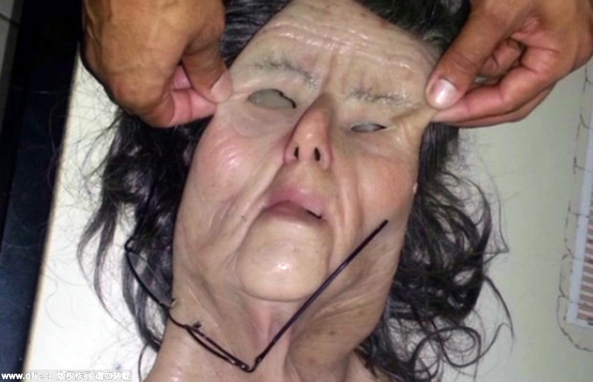 Brazilian drug trafficker tries to escape prison dressed as granny in mask