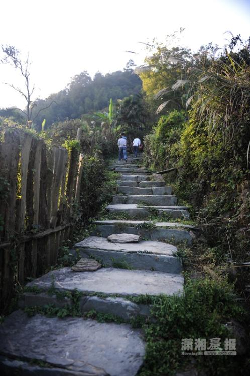 A visit to ancient Dong Village