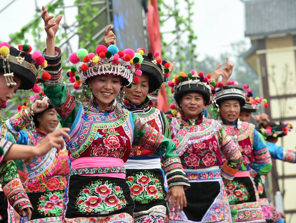 30th anniversary of Yi autonomous county celebrated in SW China