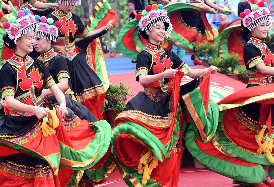 30th anniversary of Yi autonomous county celebrated in SW China