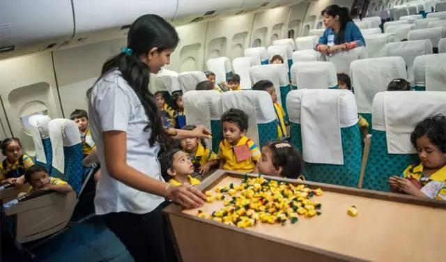 The cheapest and sweetest flight in the world
