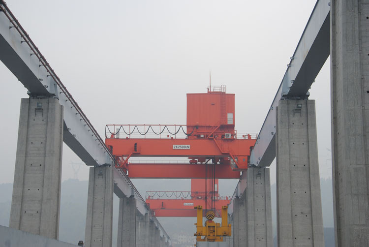 Testing begins on world's largest shiplift on China's Yangtze River