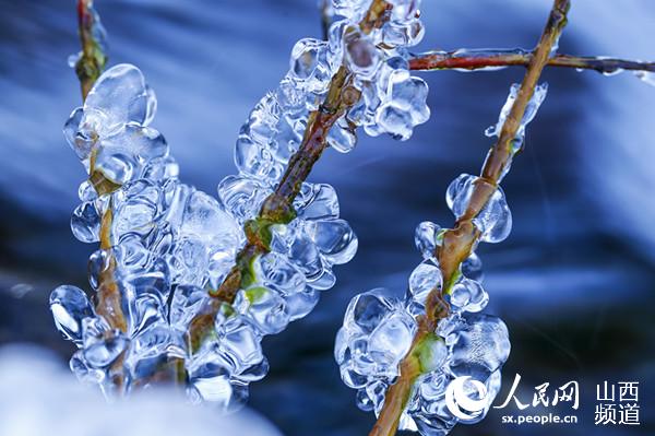 Luya Mountain appears as fairyland after snow