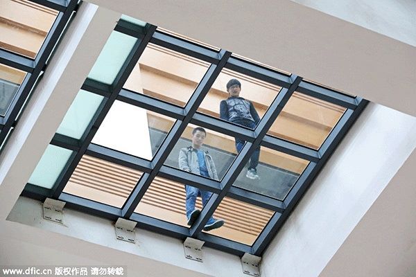 The campus with a glass floor library