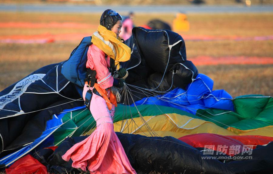 PLA Bayi Parachute Team shows numerous aerial designs and formations