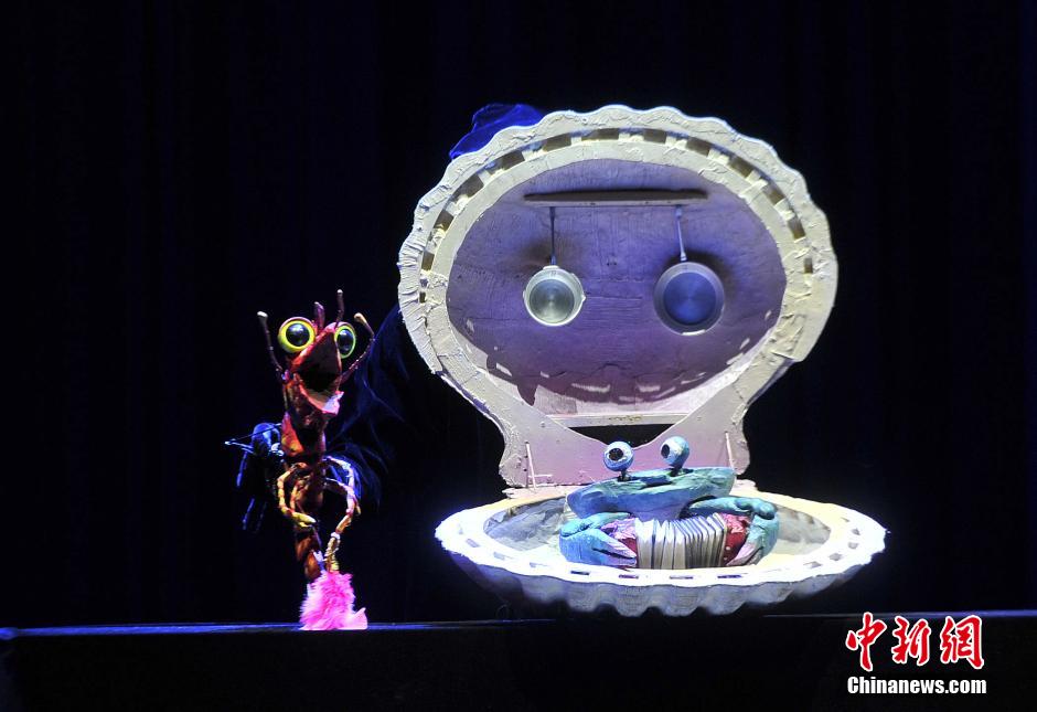 Intl puppet festival opens in Quanzhou