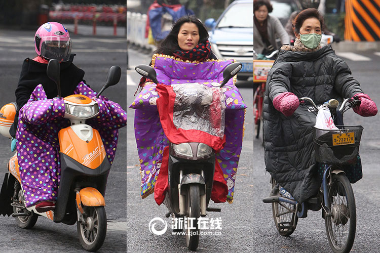 Watch out! Electric bicycles covered with quilts rushing to you!
