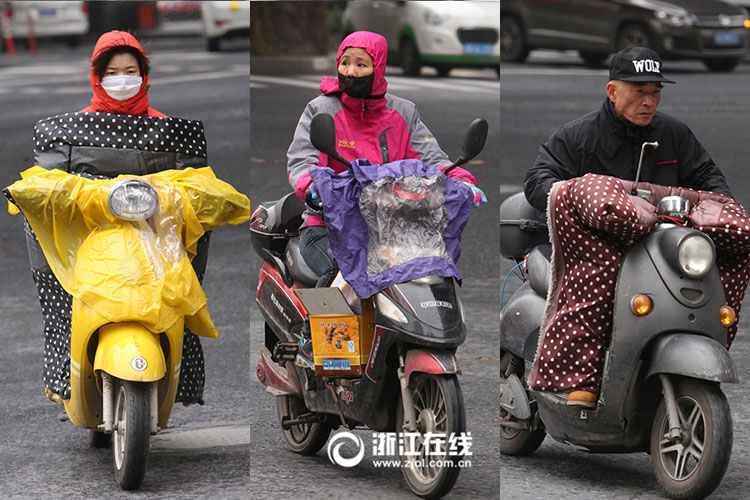 Watch out! Electric bicycles covered with quilts rushing to you!
