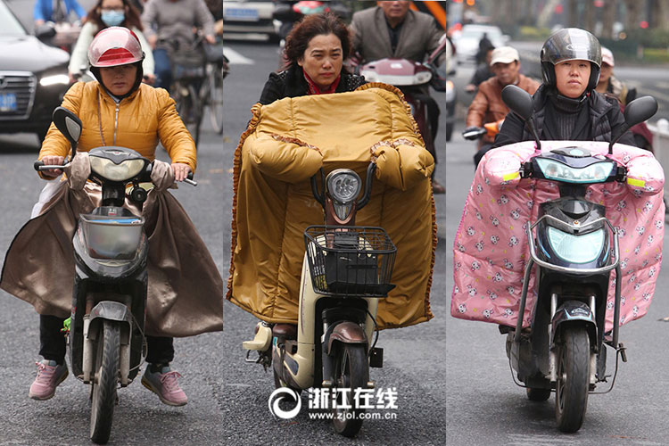 Watch out! Electric bicycles covered with quilts rushing to you!
