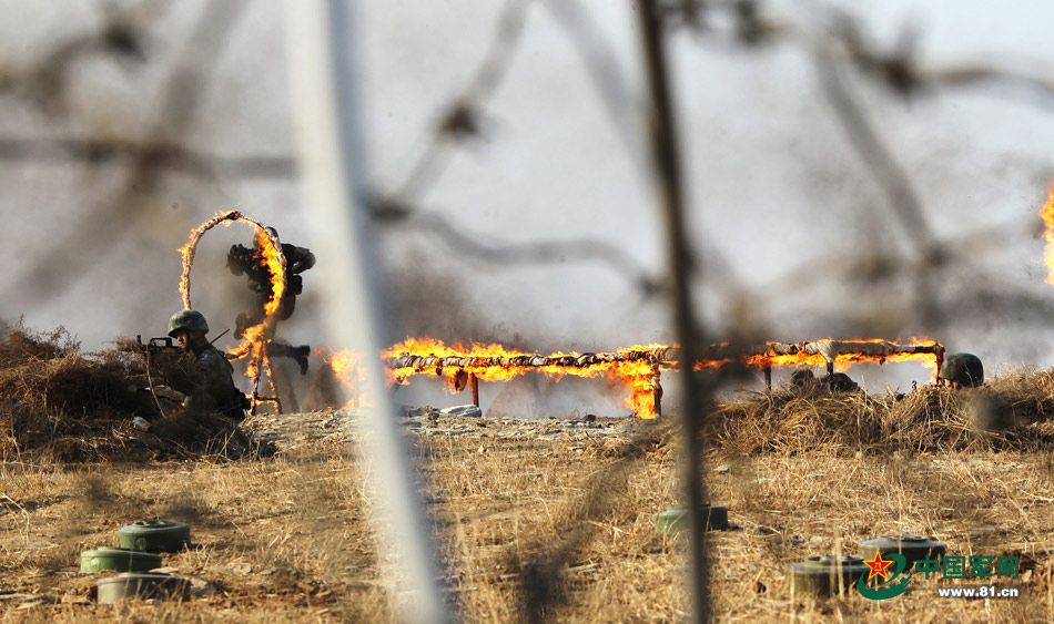 PLA armored brigade conducts confrontation drill