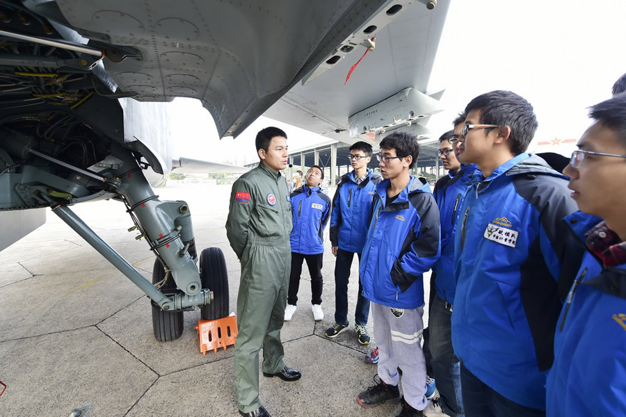 PLA Air Force holds opening day in Hangzhou